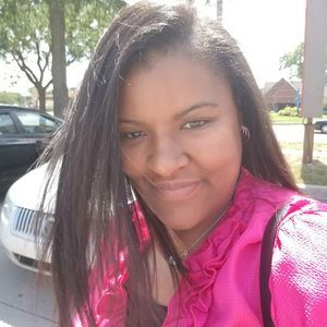 Meet your Posher, Nikia